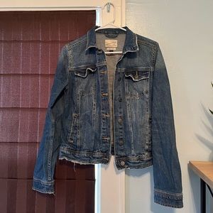 Universal thread denim jacket